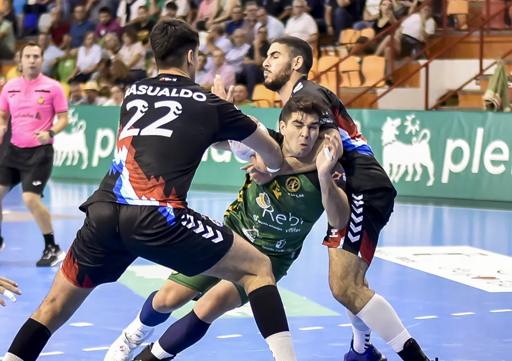 Pablo Simonet continues family tradition in European League