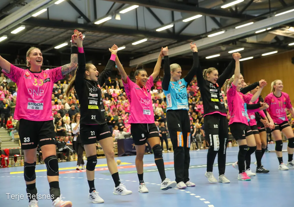 Vipers narrowly edge quarter-finals spot in dramatic draw