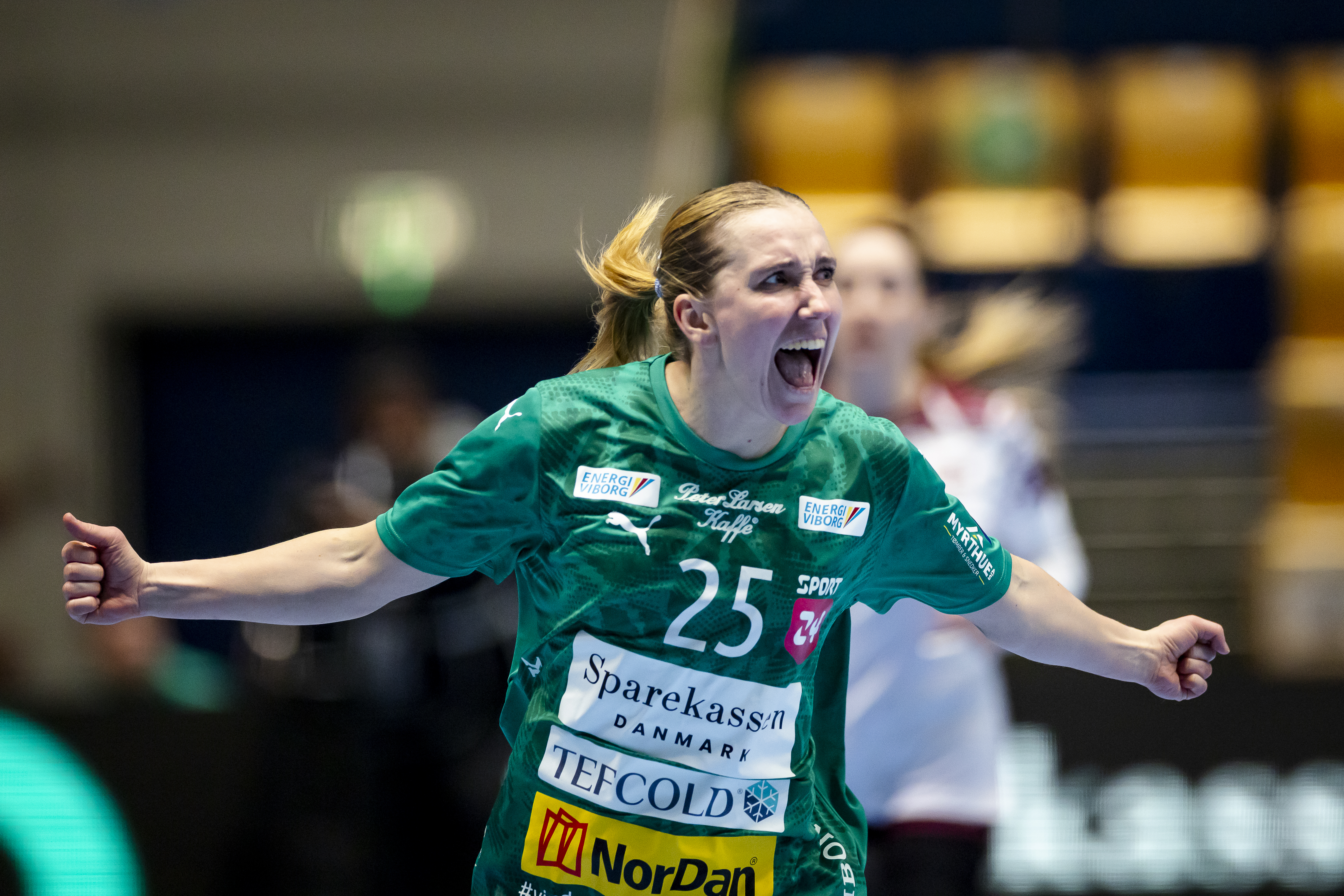 Viborg win big against Rapid in first leg of the quarter-finals