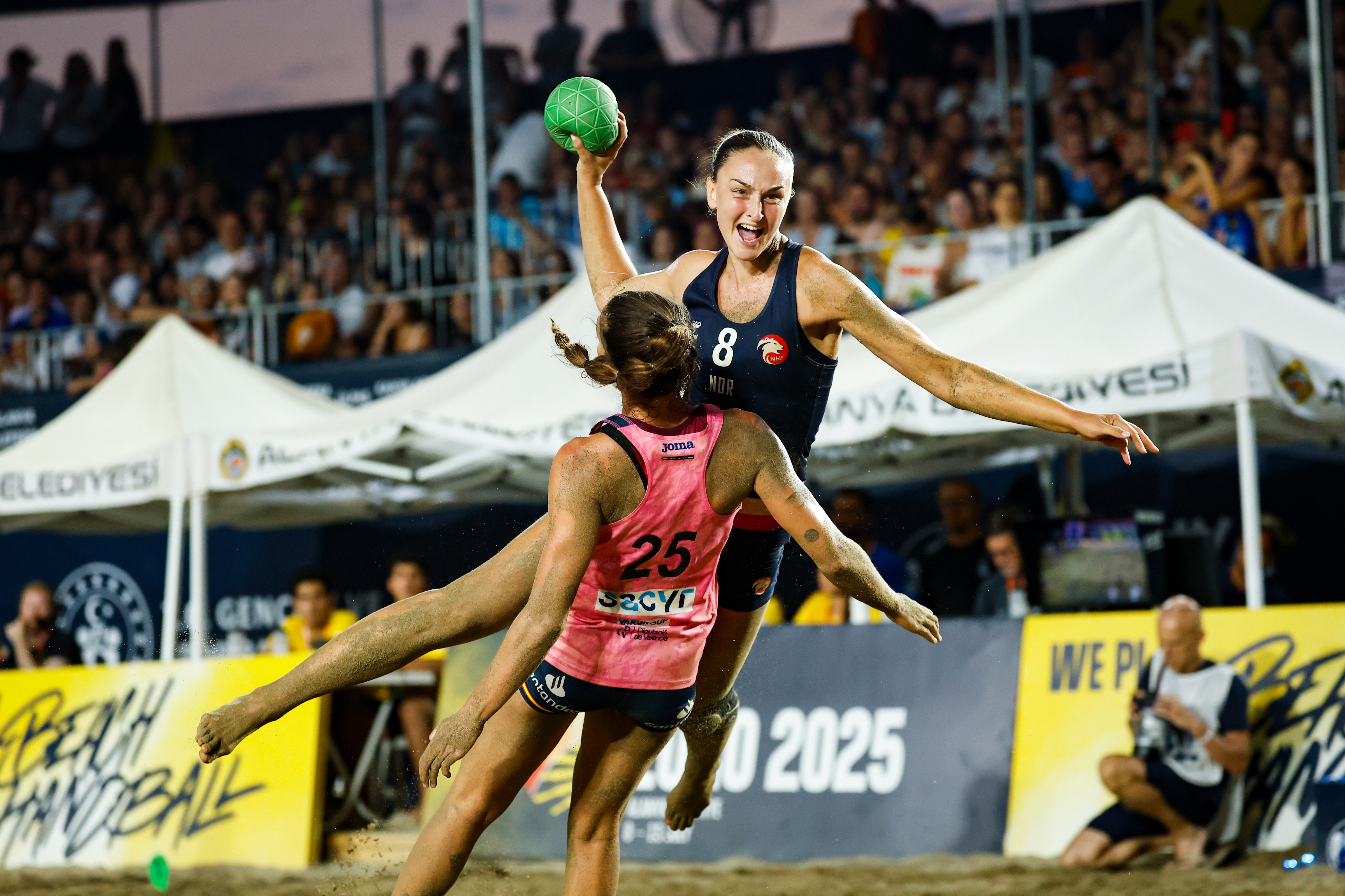 Report explores psychological pressure in shootouts