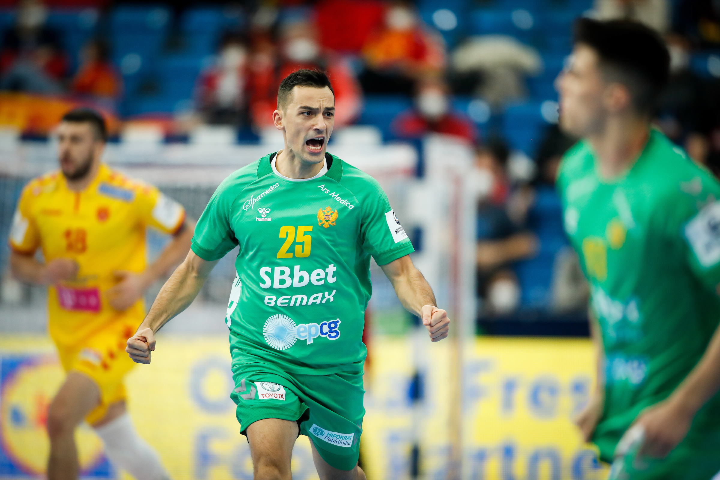 Montenegro snatch second ever EHF EURO victory