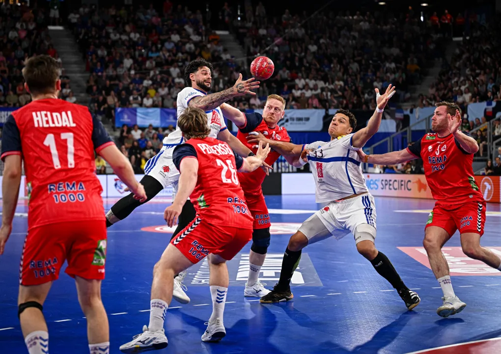 France end EURO Cup undefeated; Sweden take away win in Denmark