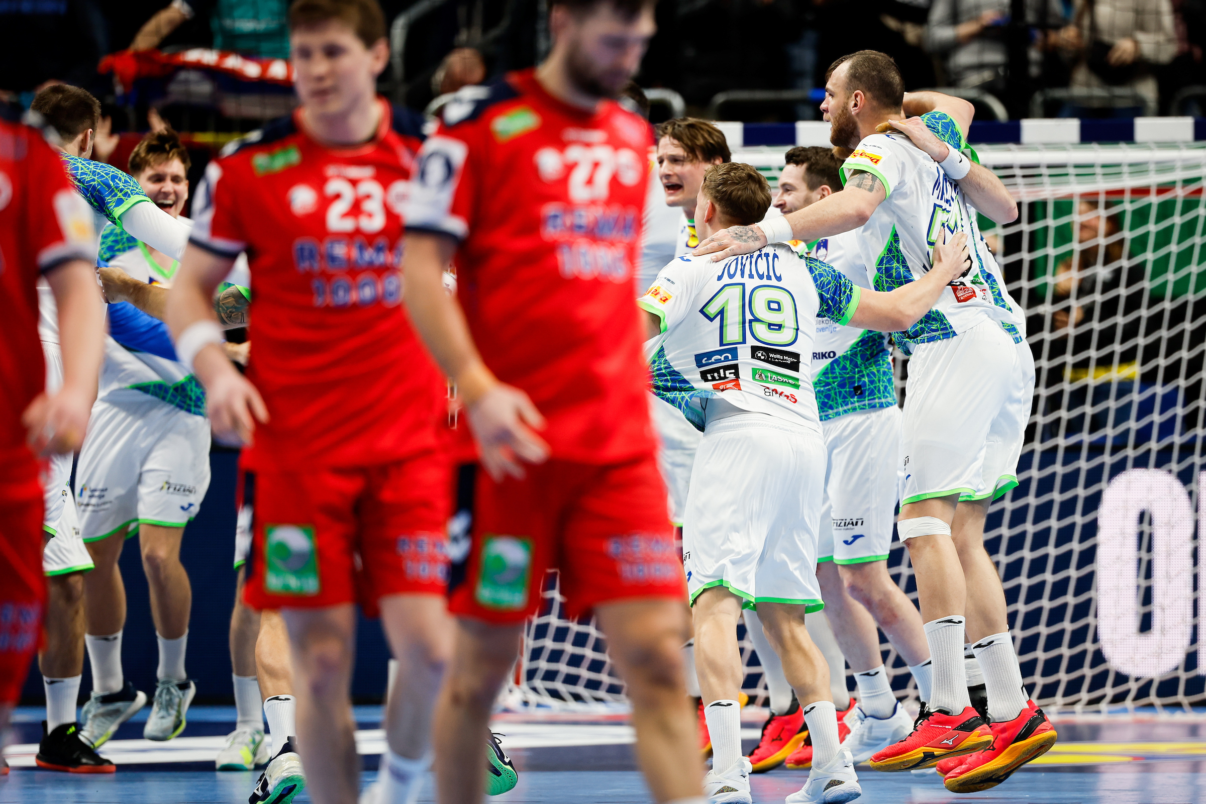 Summary: Slovenia, Sweden and Denmark win groups D, E and F