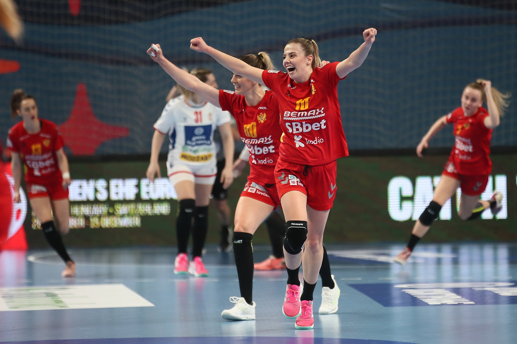 SUMMARY: Montenegro's late win, French and German brilliance