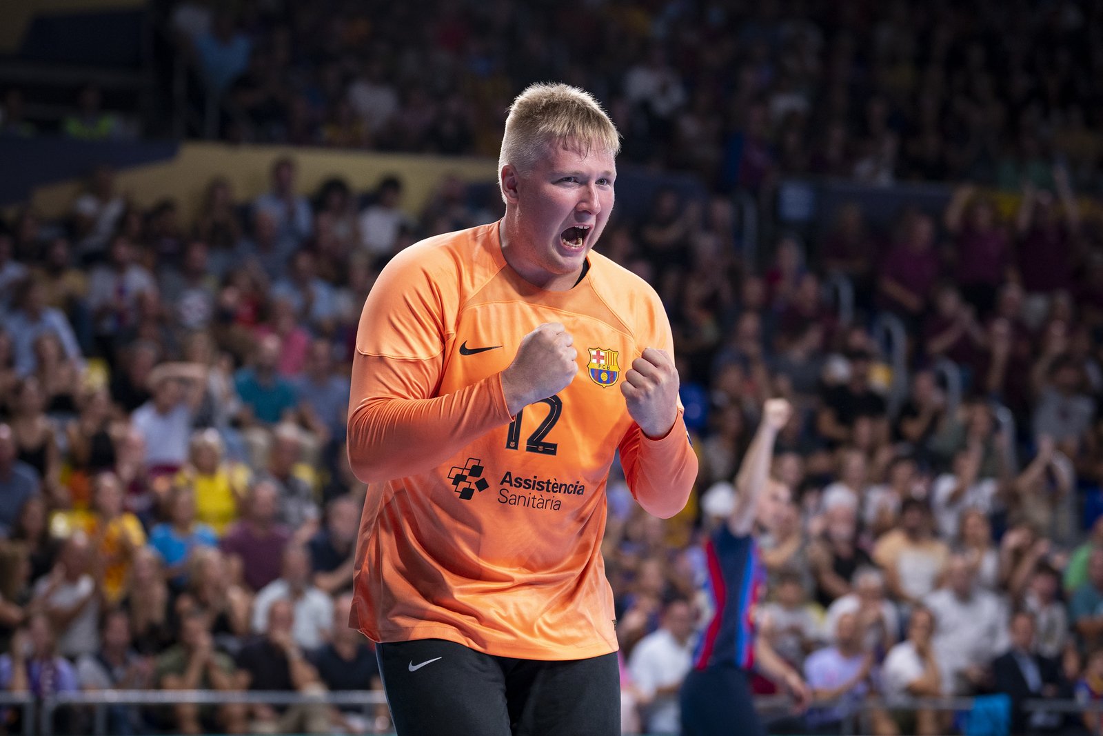 SUMMARY: Barça's MOTW win over Kielce highlights round 2