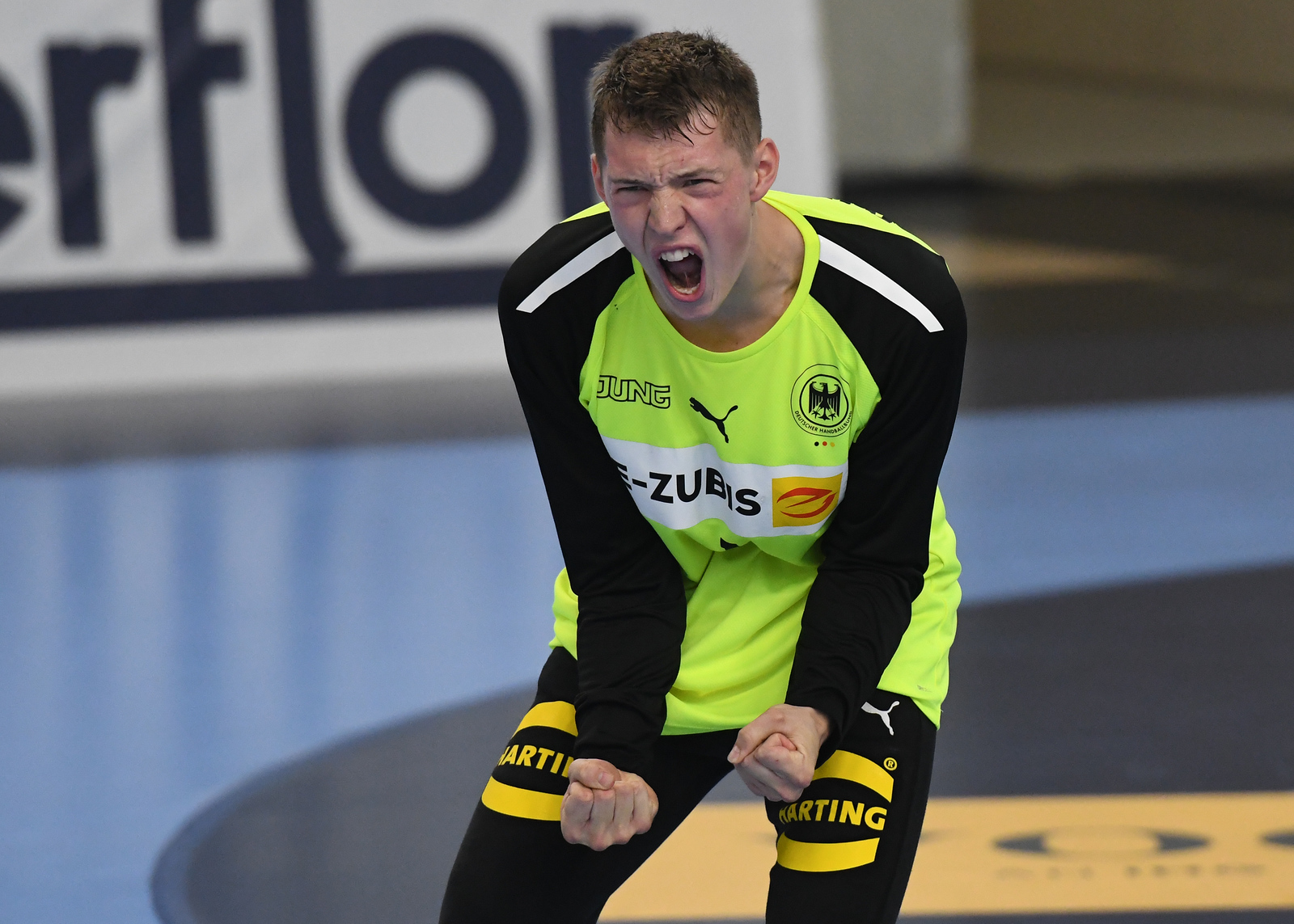 Most favourites reach main round at M18 EHF EURO