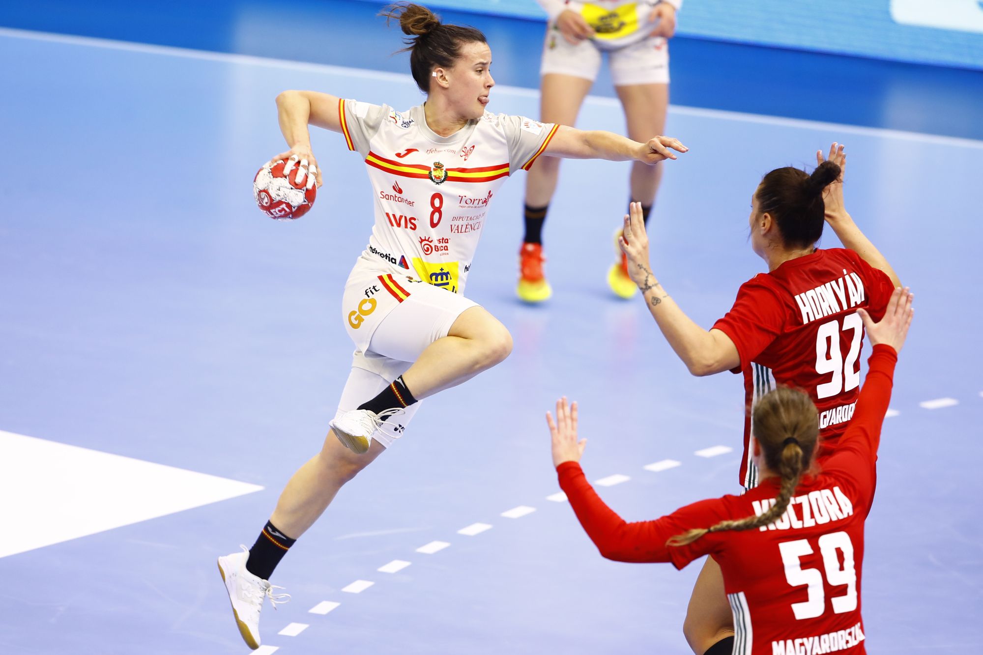 Spain produce brilliant comeback to beat Hungary