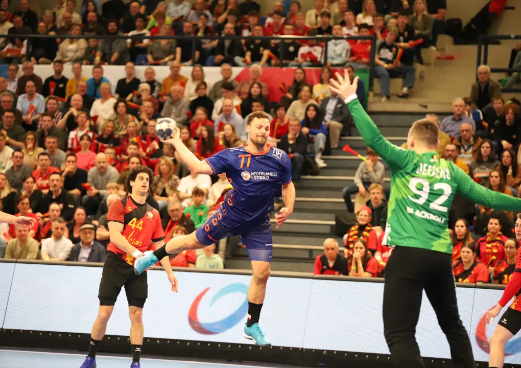 Netherlands take derby win
