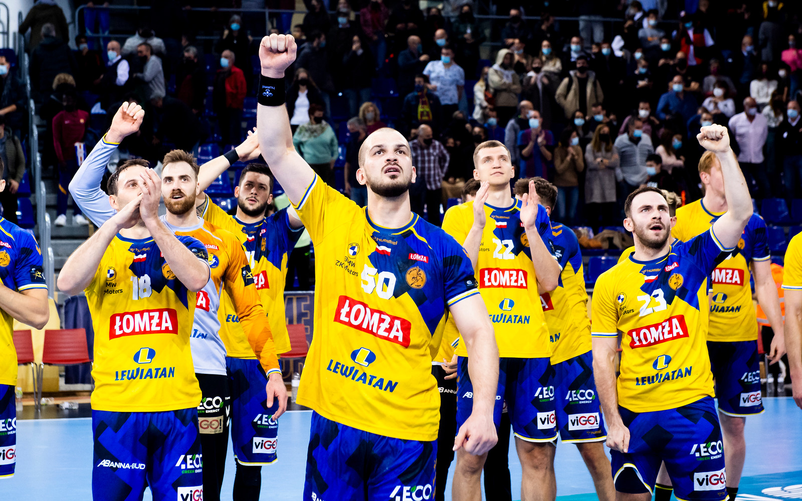 Summary: Kielce upset Barça to close exciting round 7