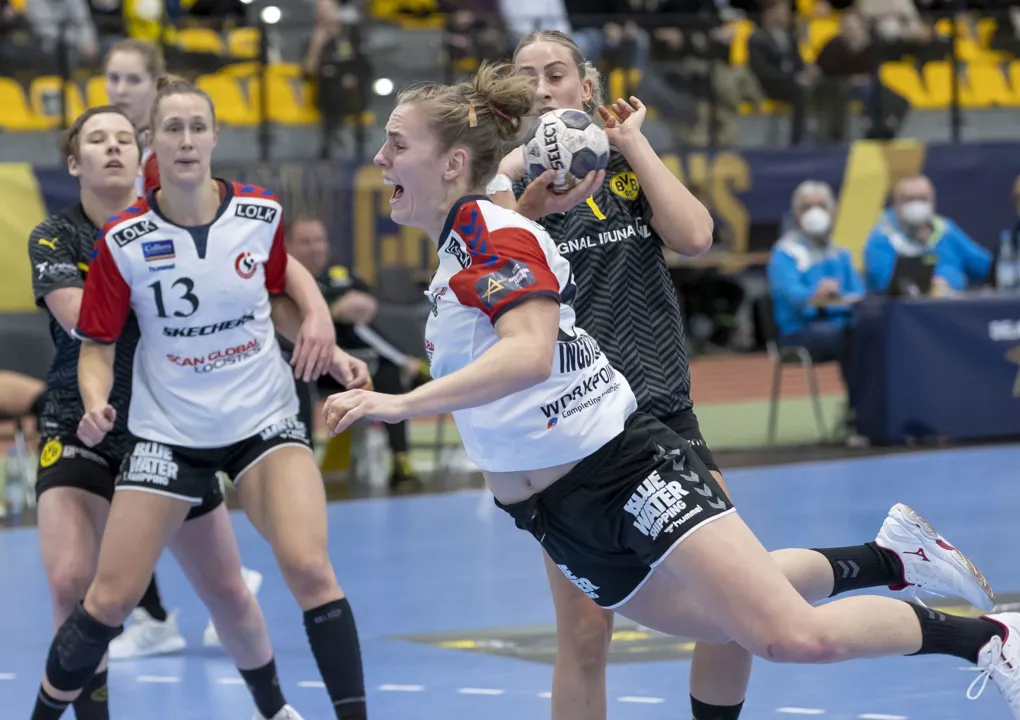 Esbjerg stop Dortmund’s comeback to earn fifth win