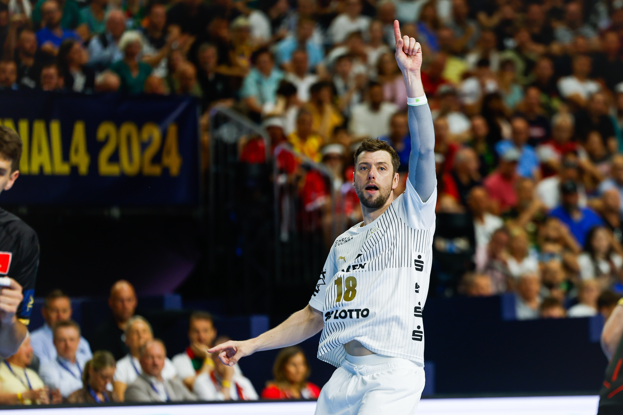 FF4CGN24 Third Place SC Magdeburg Vs THW Kiel UH21510 UH