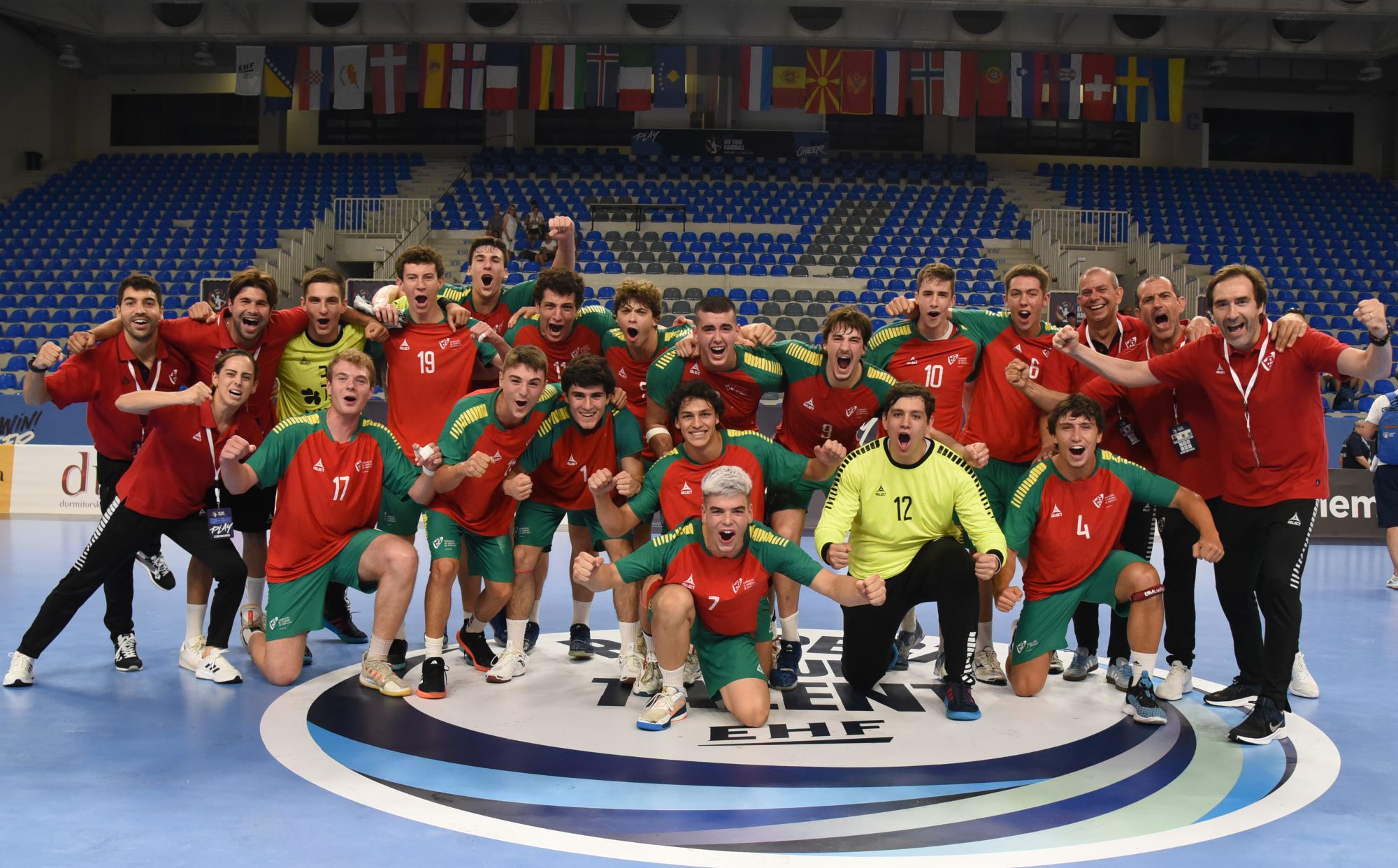 Six teams progress at M18 EHF EURO 2022