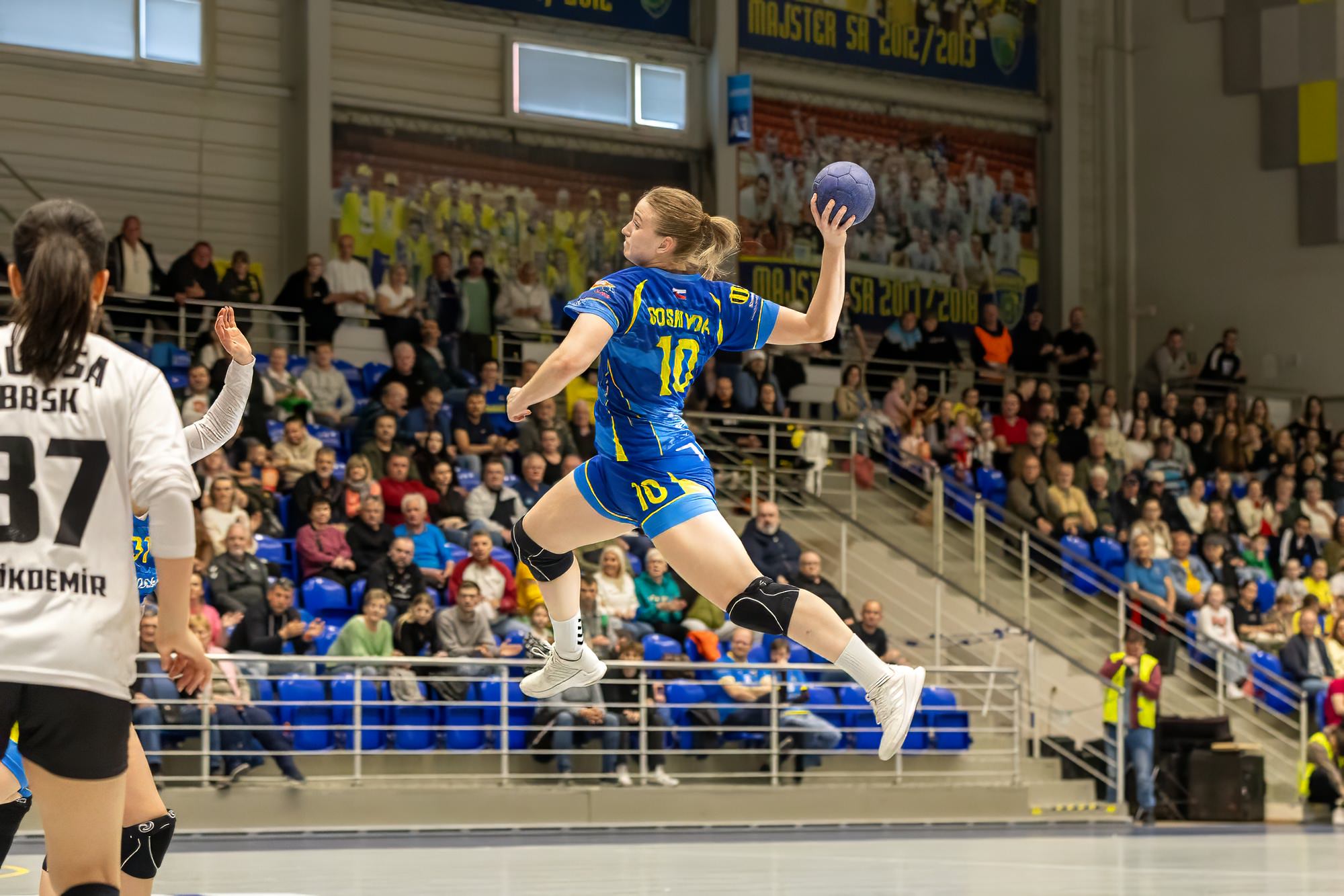 Miracle sends Michalovce to EHF European Cup final against Guardes