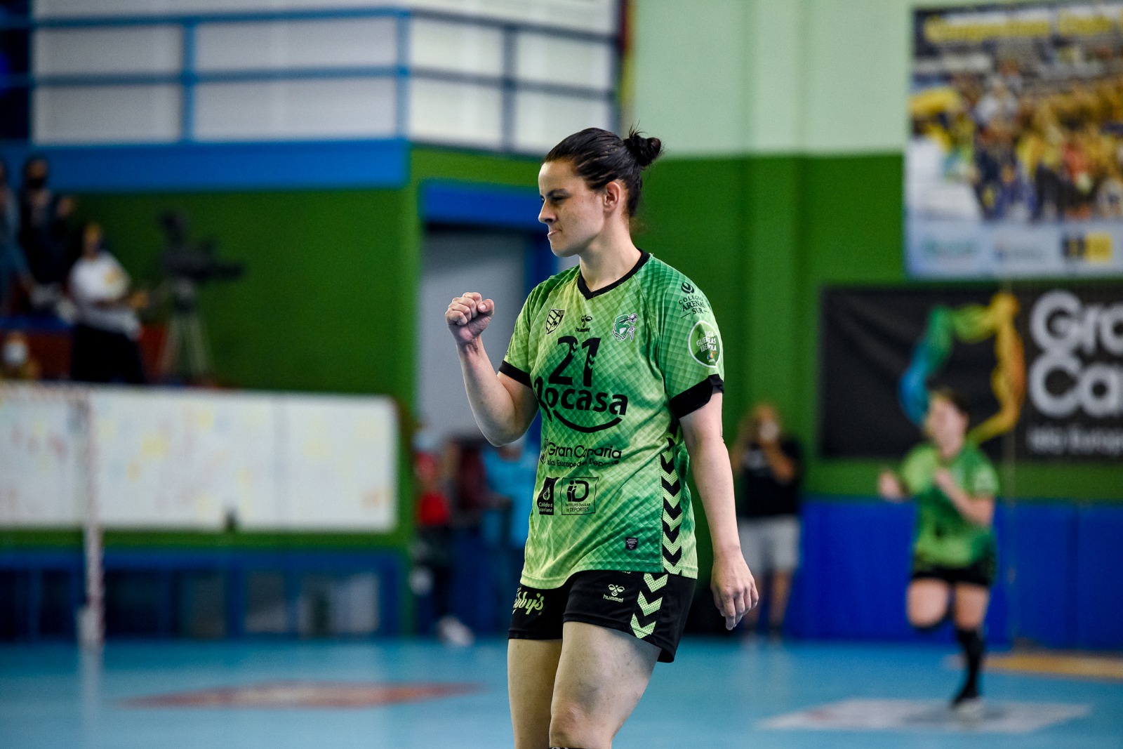 All-Spanish final throws off in Telde