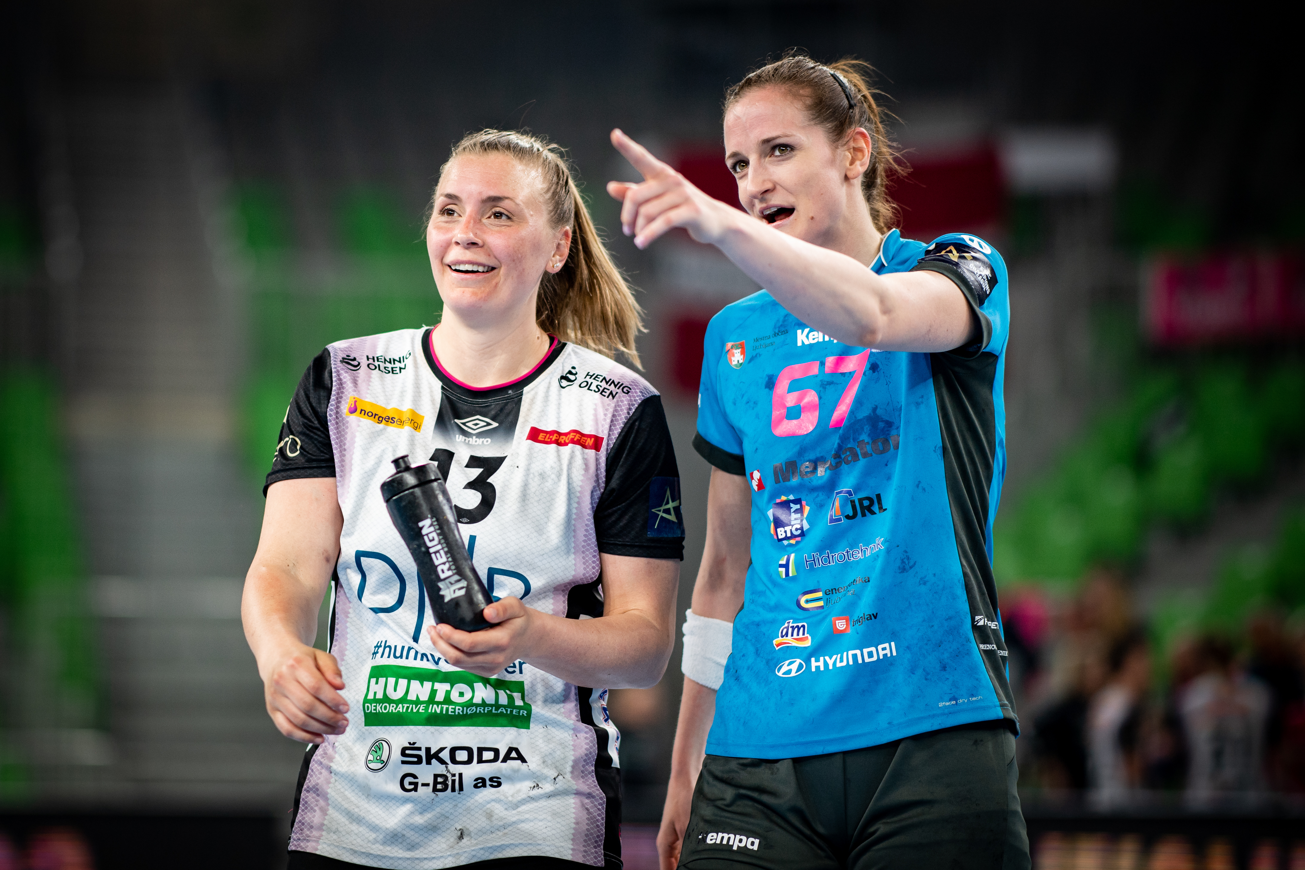 Summary: Vipers and Esbjerg claim contrasting away wins