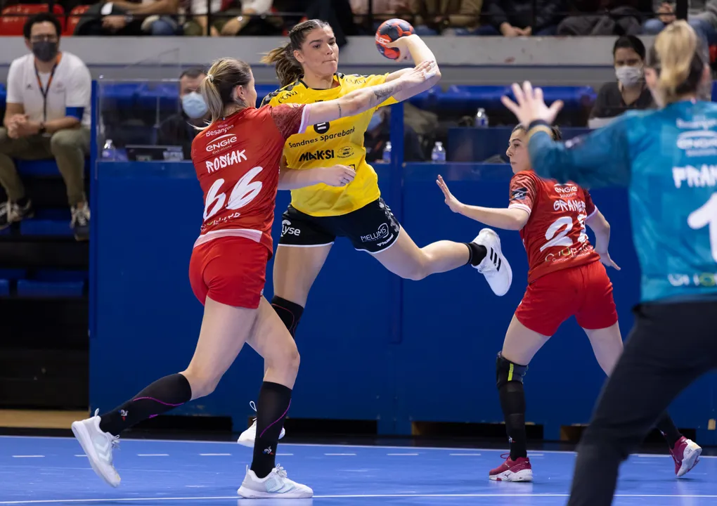 Sola too strong for Besancon