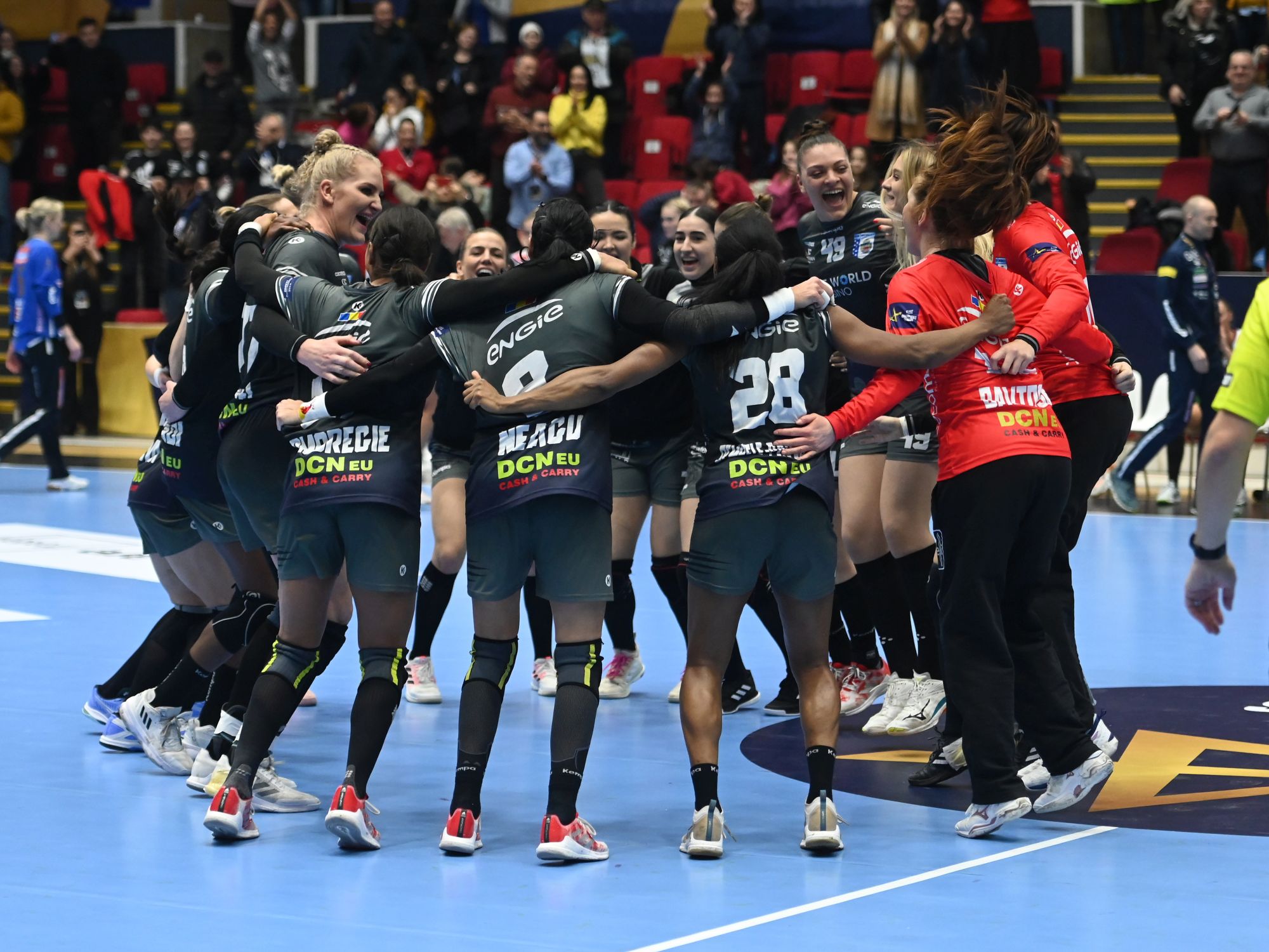 Summary: CSM and Metz top group standings at end of 2022