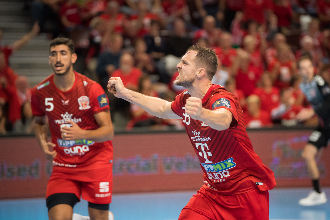 20220915 Telekomveszprem Dinamobukarest 35 Kentin Mahe (3) X2