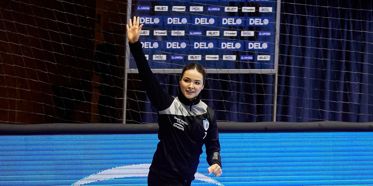 20211119 Alicia Gogirla Quote